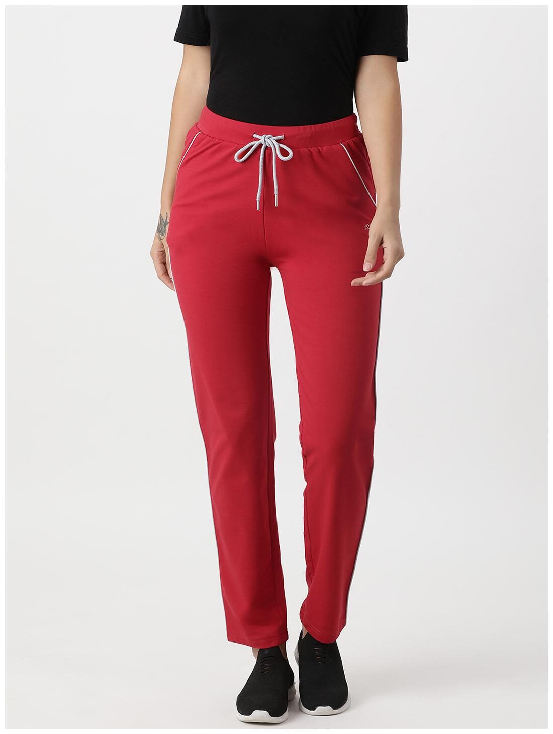 

Monte Carlo Cotton Blend Solid Red Track Pants For Women