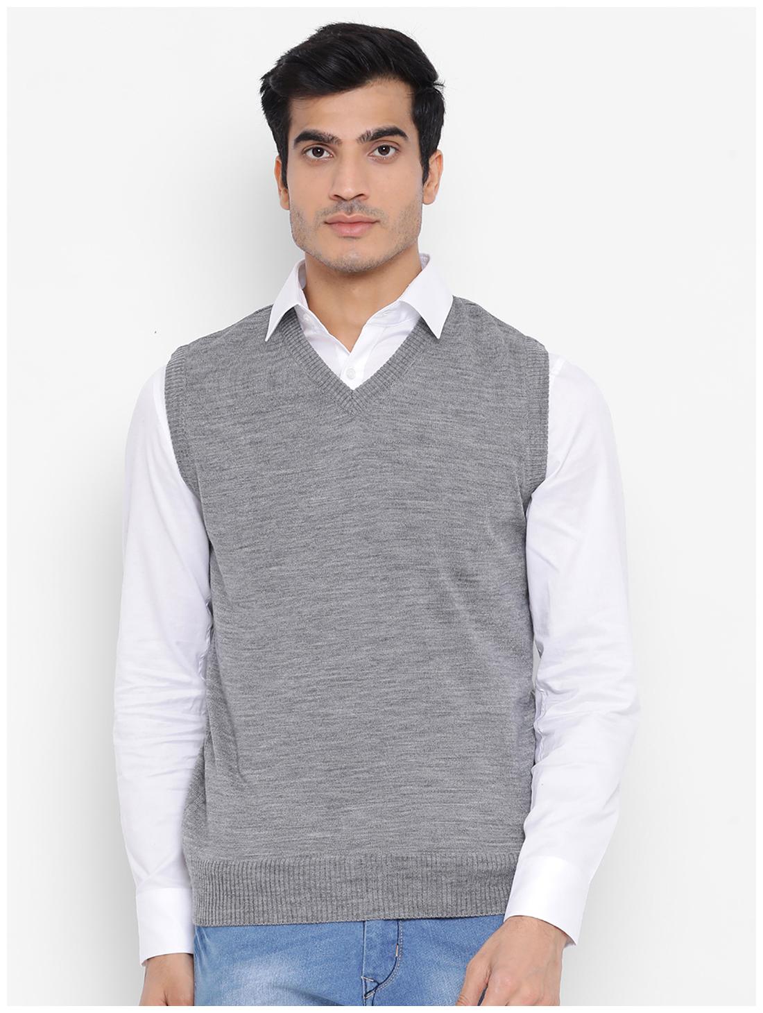 

Monte Carlo Men Grey V neck Longline sweater