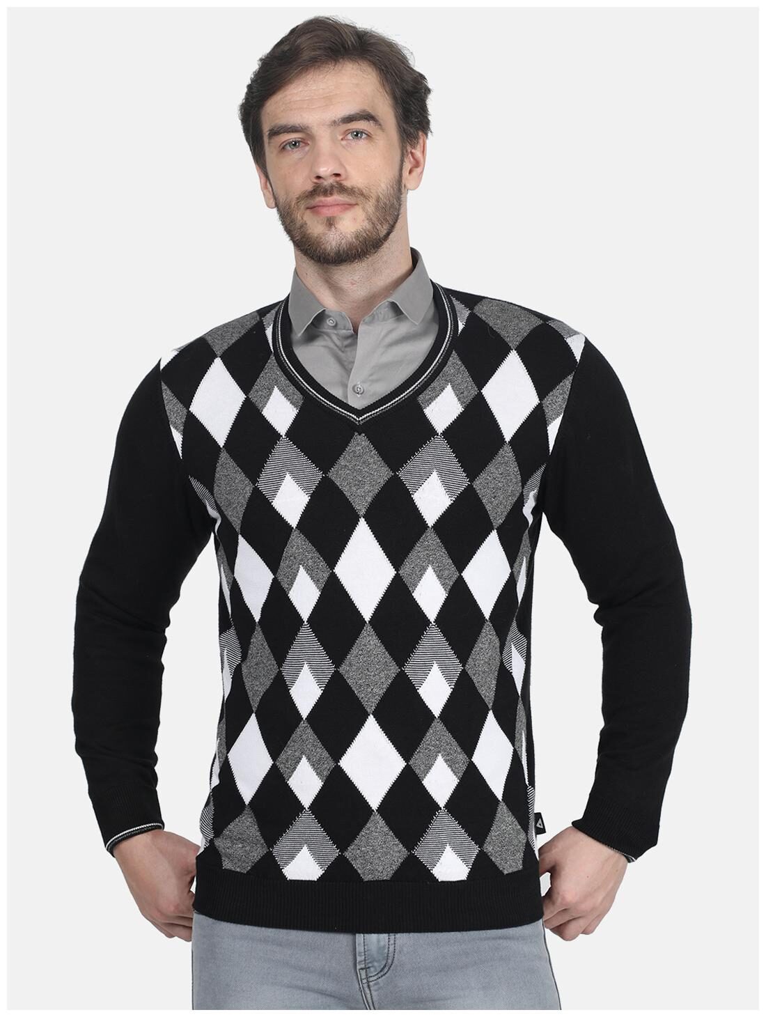 

Monte Carlo Men Black V neck Pullover