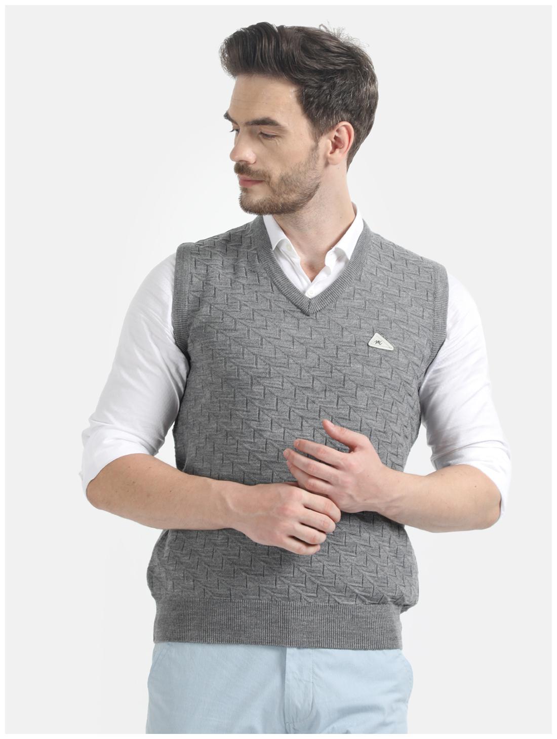 

Monte Carlo Men Grey V neck Longline sweater