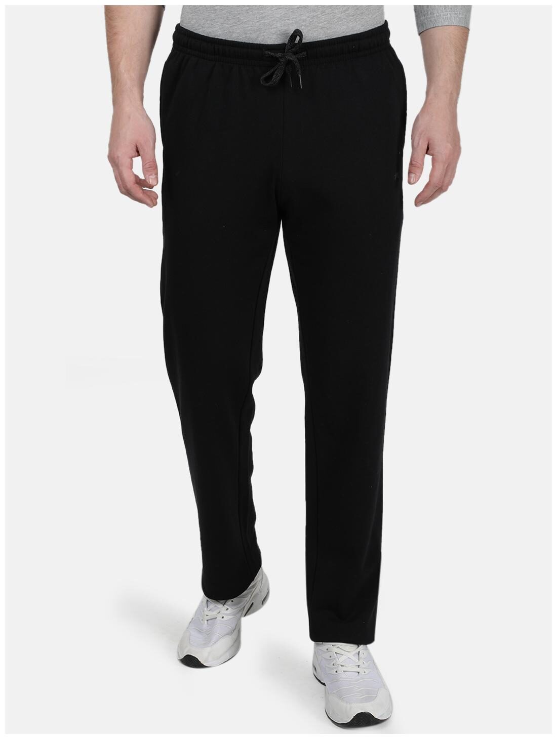 

Monte Carlo Men Black Solid Regular fit Track pants