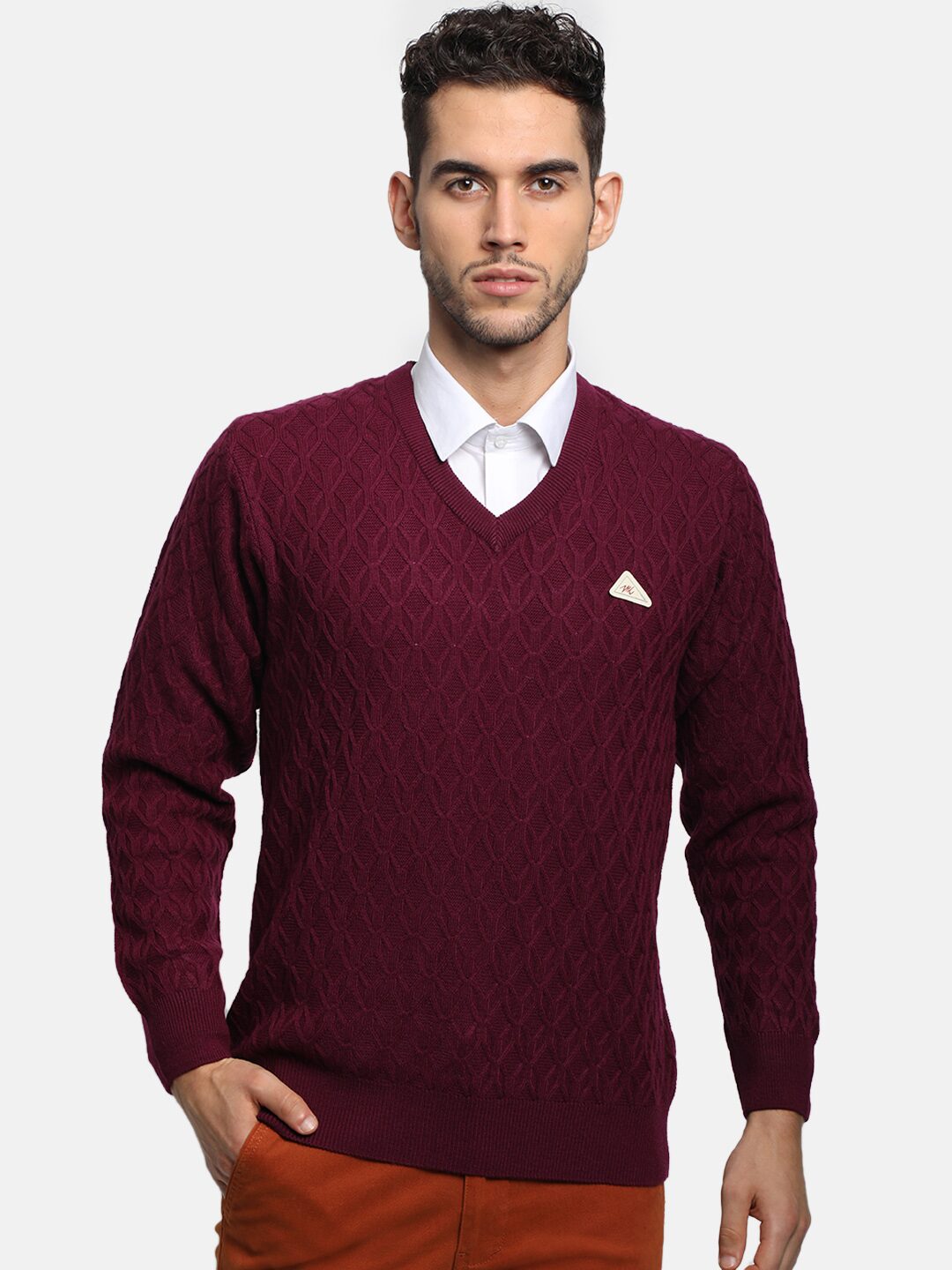 

Monte Carlo Men Maroon V neck Pullover