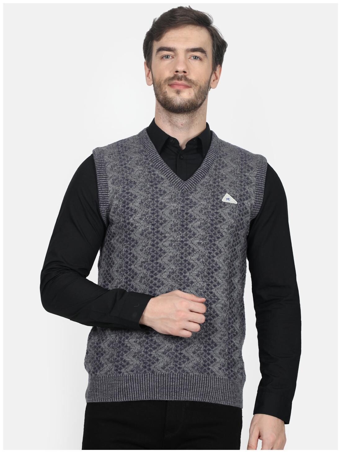 

Monte Carlo Men Grey V neck Longline sweater