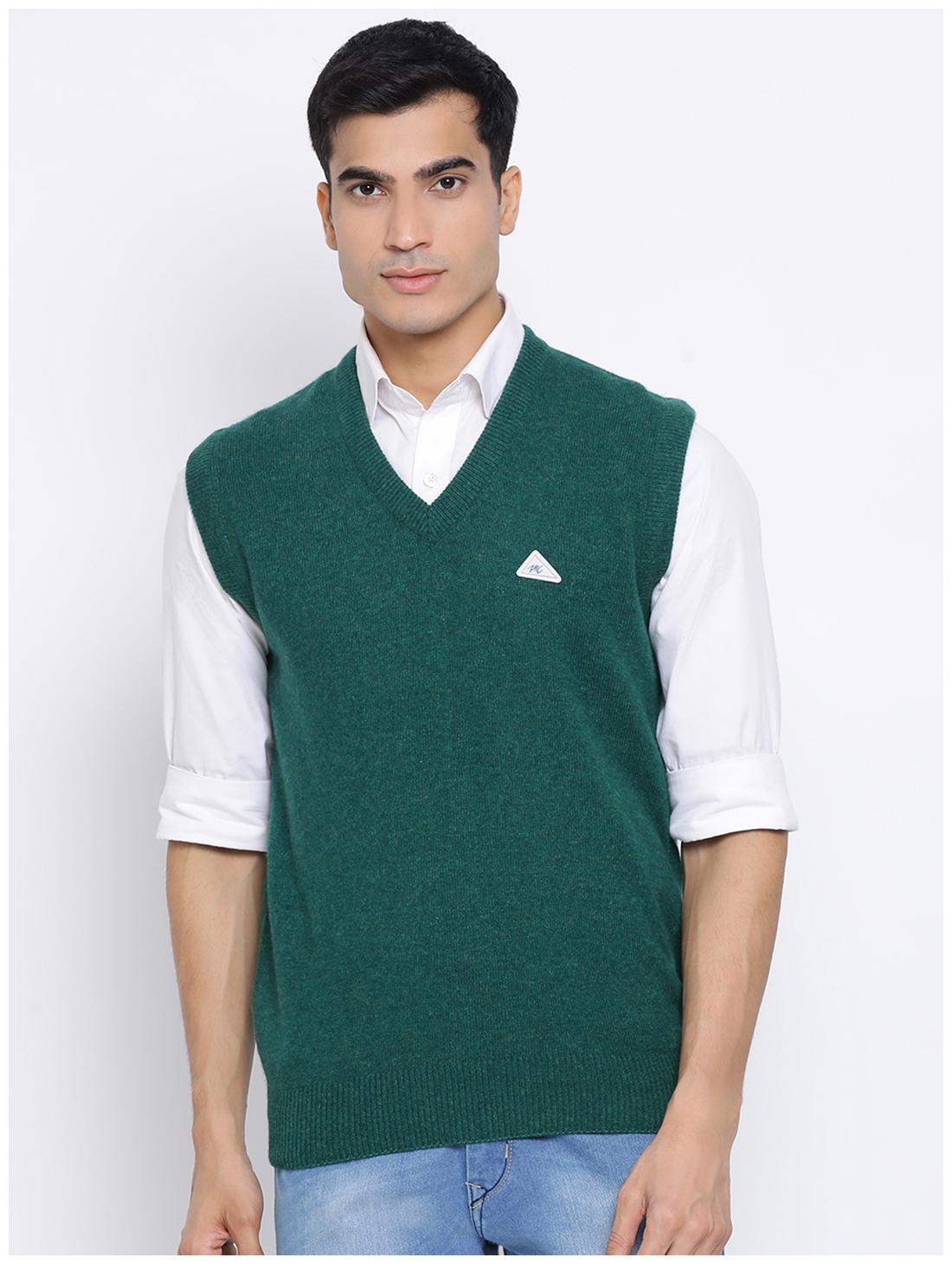 

Monte Carlo Men Green V neck Longline sweater