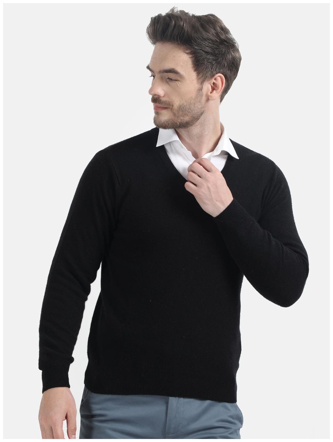 

Monte Carlo Men Black V neck Pullover