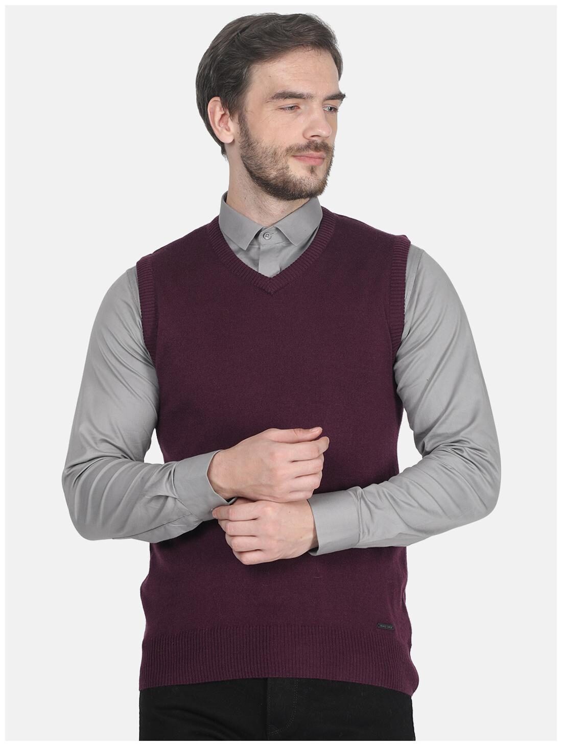 

Monte Carlo Men Purple V neck Longline sweater