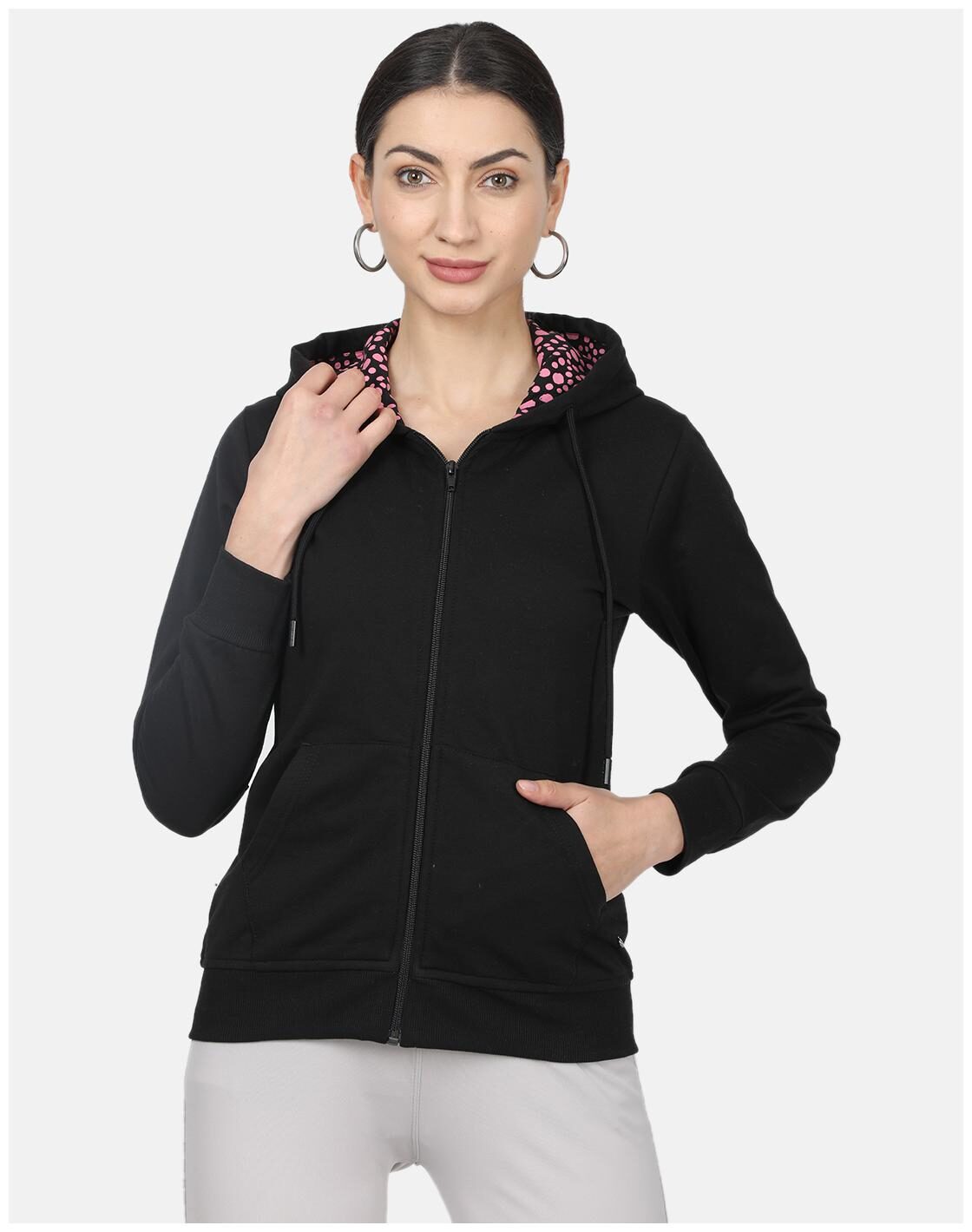 

Monte Carlo Women Solid Sweatshirt - Black