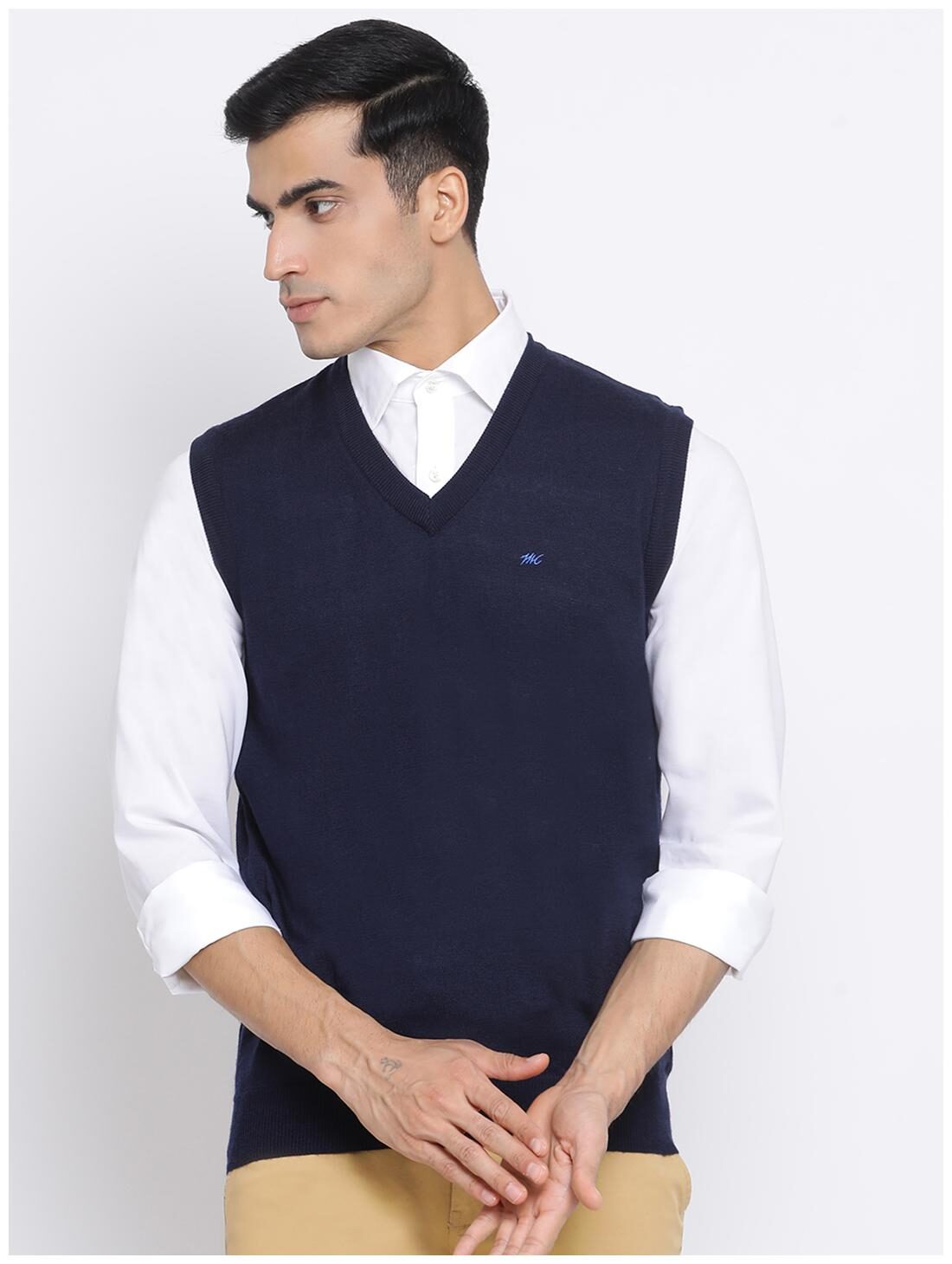 

Monte Carlo Men Navy blue V neck Longline sweater