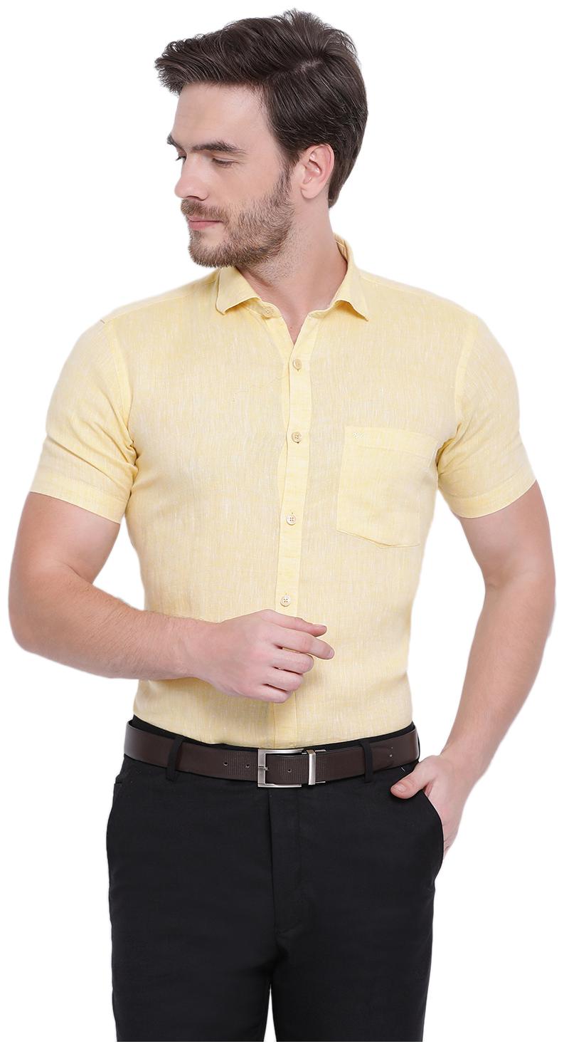 

Monte Carlo Men Yellow Solid Regular Fit Casual Shirt