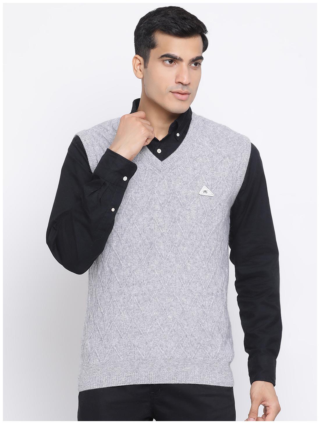 

Monte Carlo Men Grey V neck Longline sweater