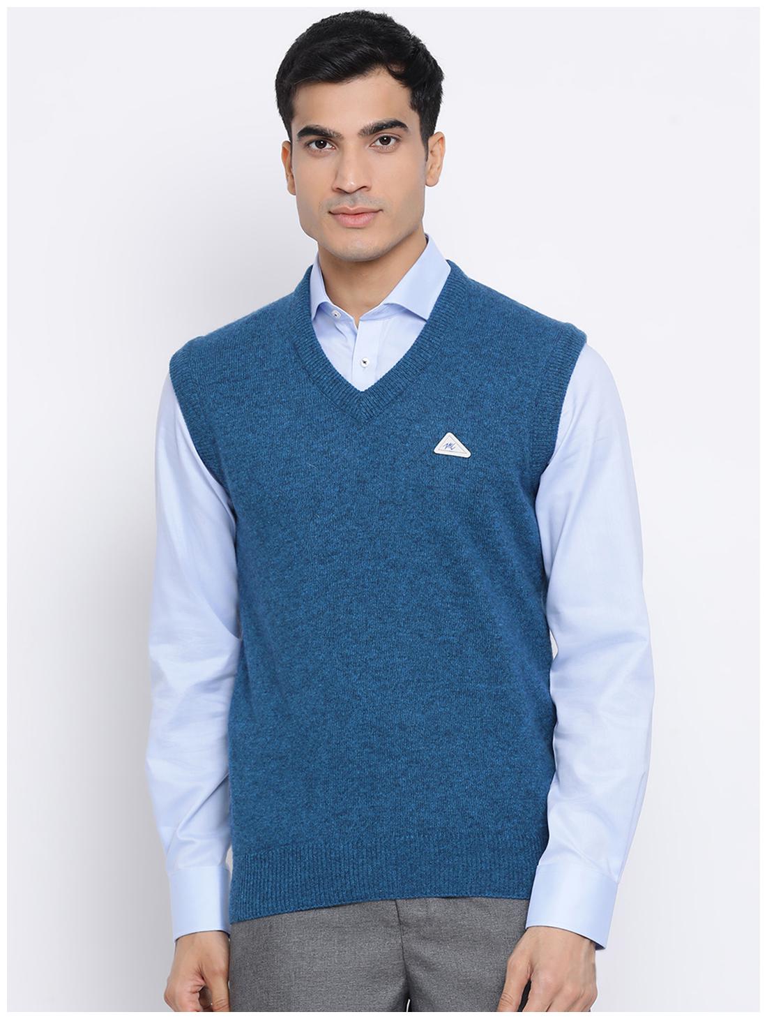 

Monte Carlo Men Blue V neck Longline sweater