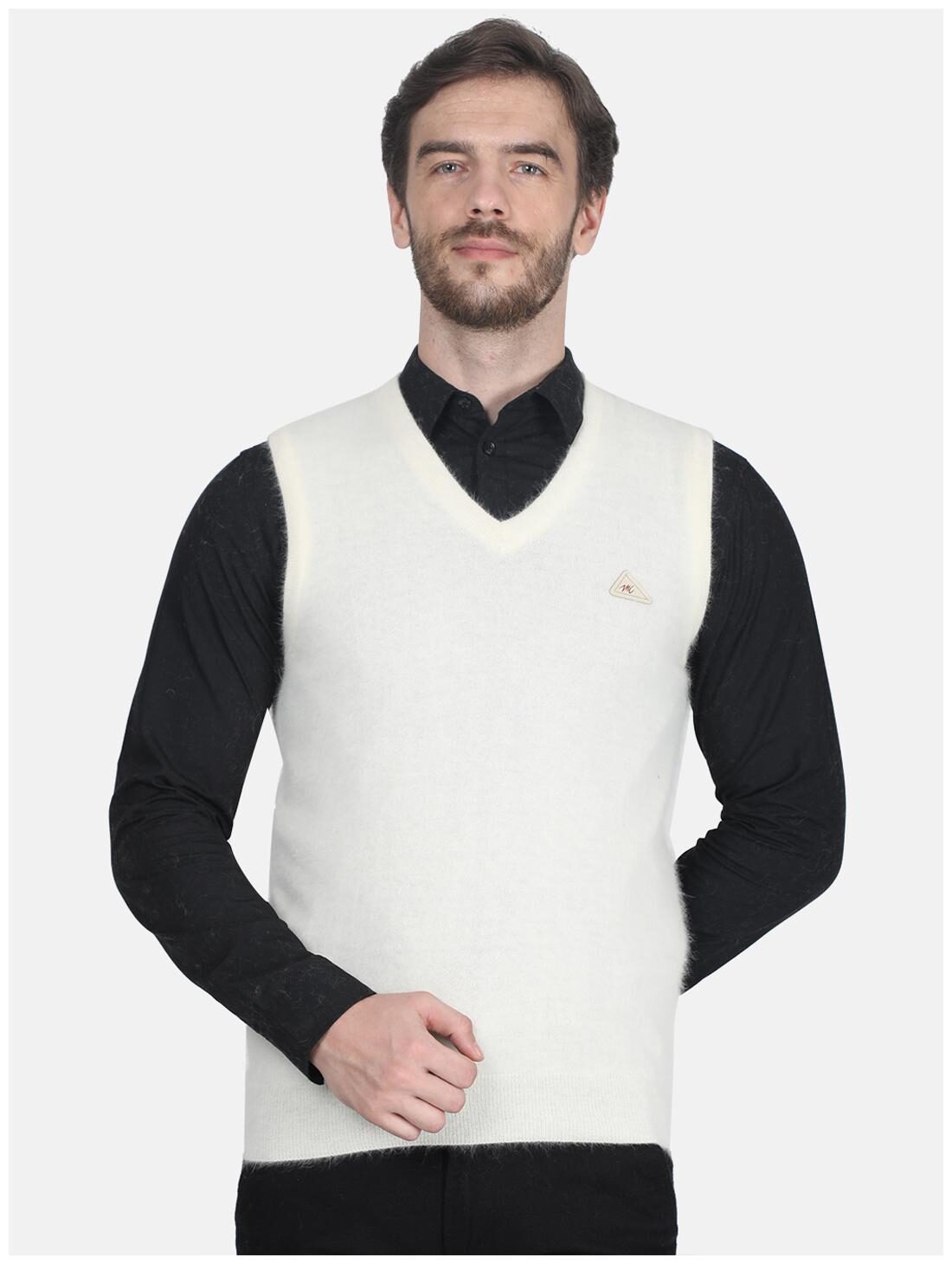 

Monte Carlo Men White V neck Longline sweater