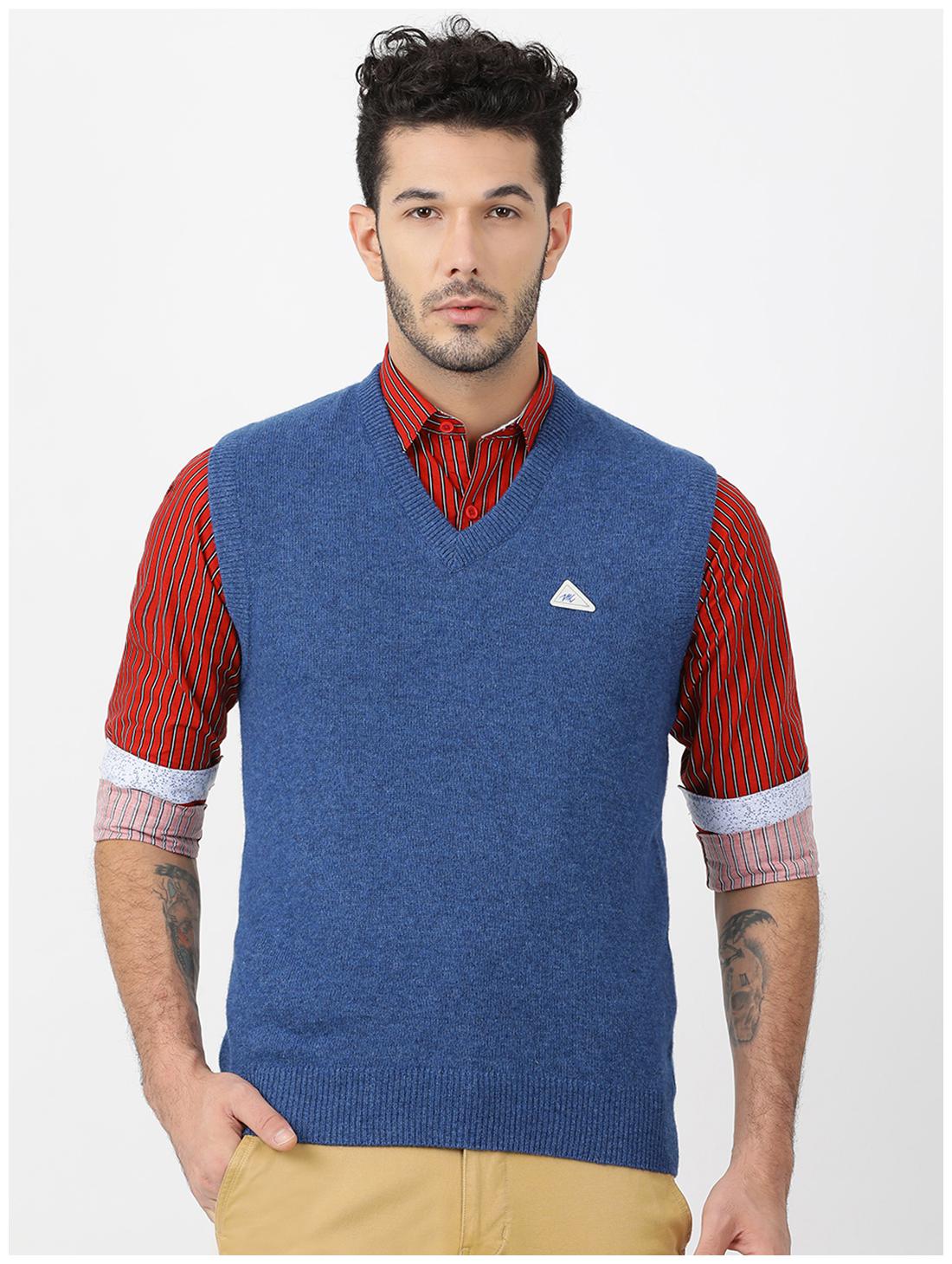 

Monte Carlo Men Blue V neck Longline sweater