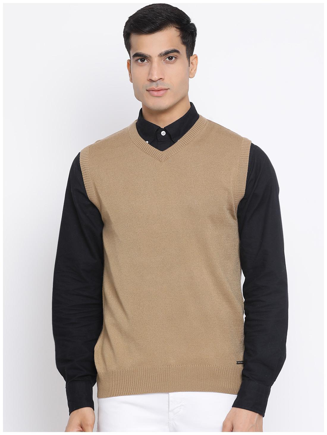 

Monte Carlo Men Beige V neck Longline sweater
