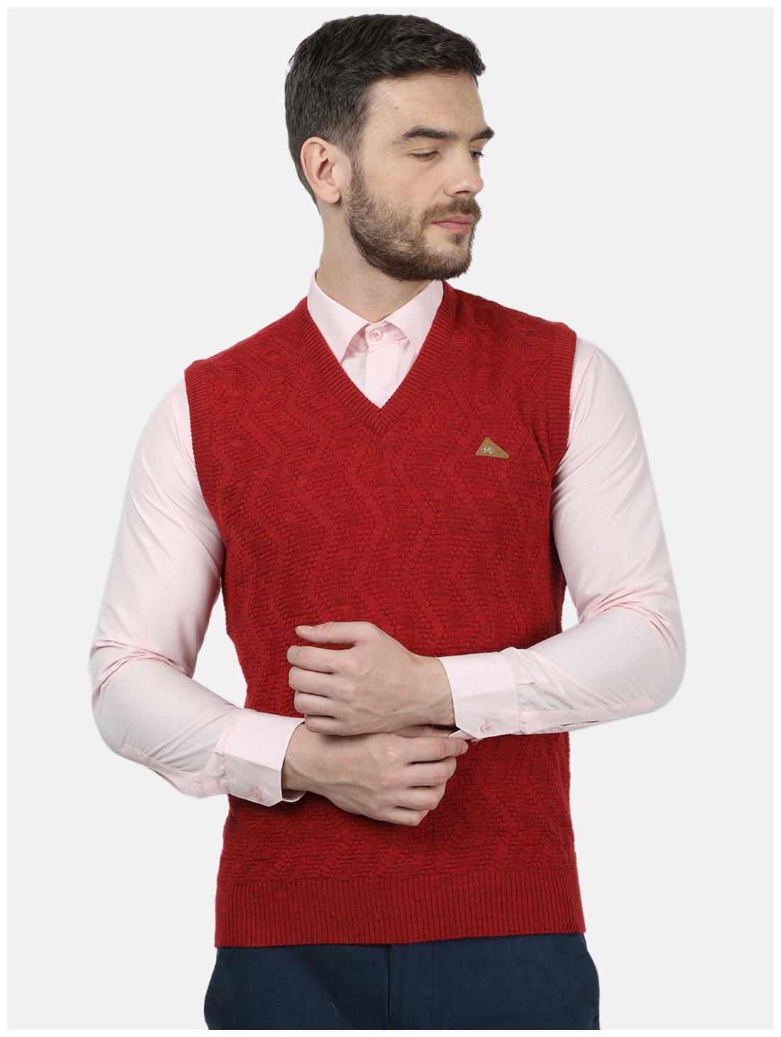 

Monte Carlo Men Red V neck Pullover