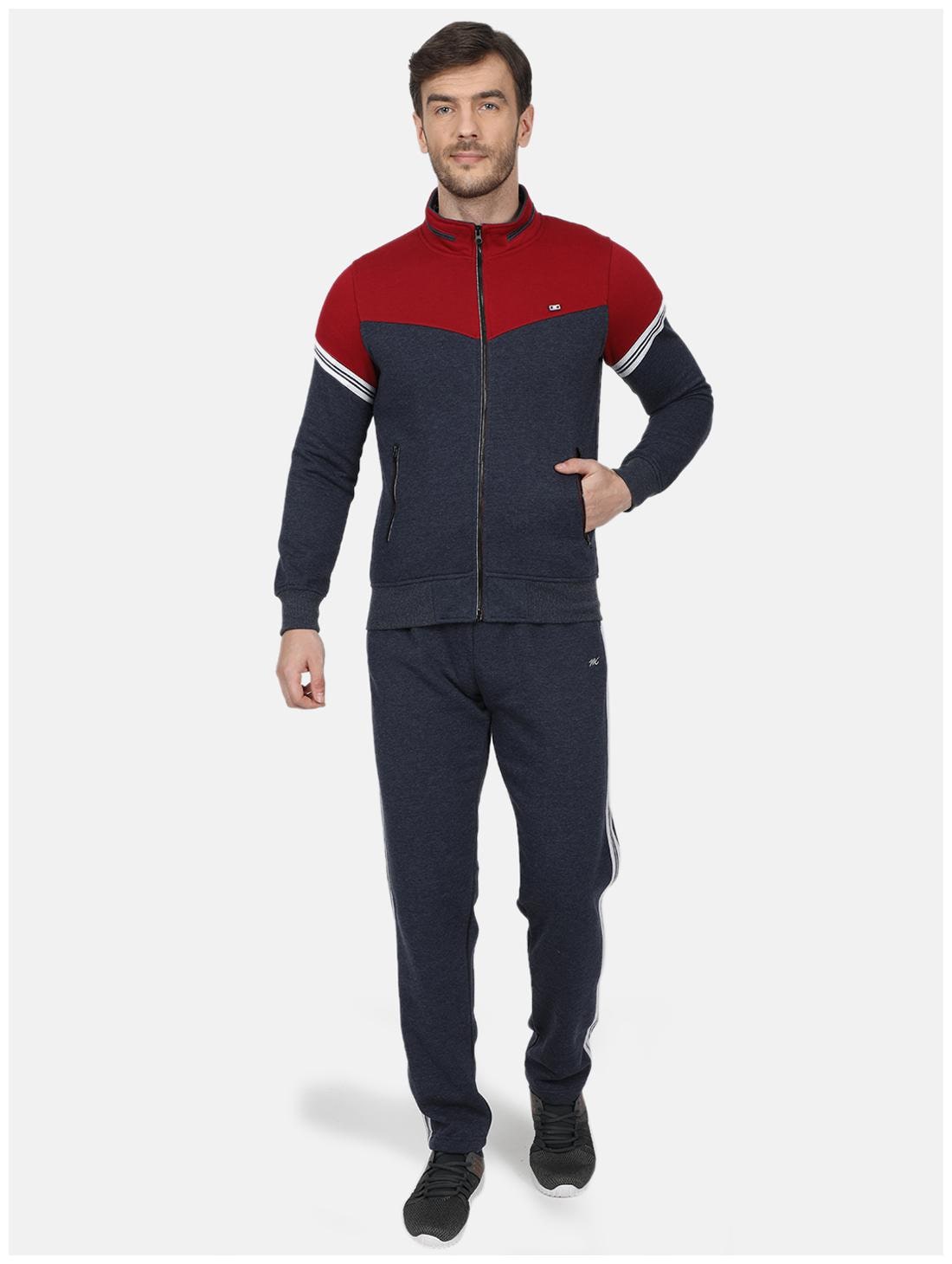 

Monte Carlo Men Maroon Solid Regular Fit Hooded Track Suit