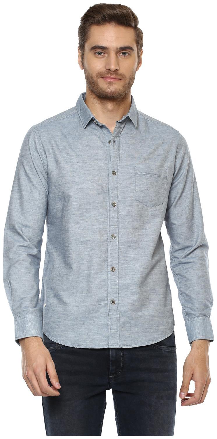 

Mufti Men Blue Solid Slim Fit Casual Shirt