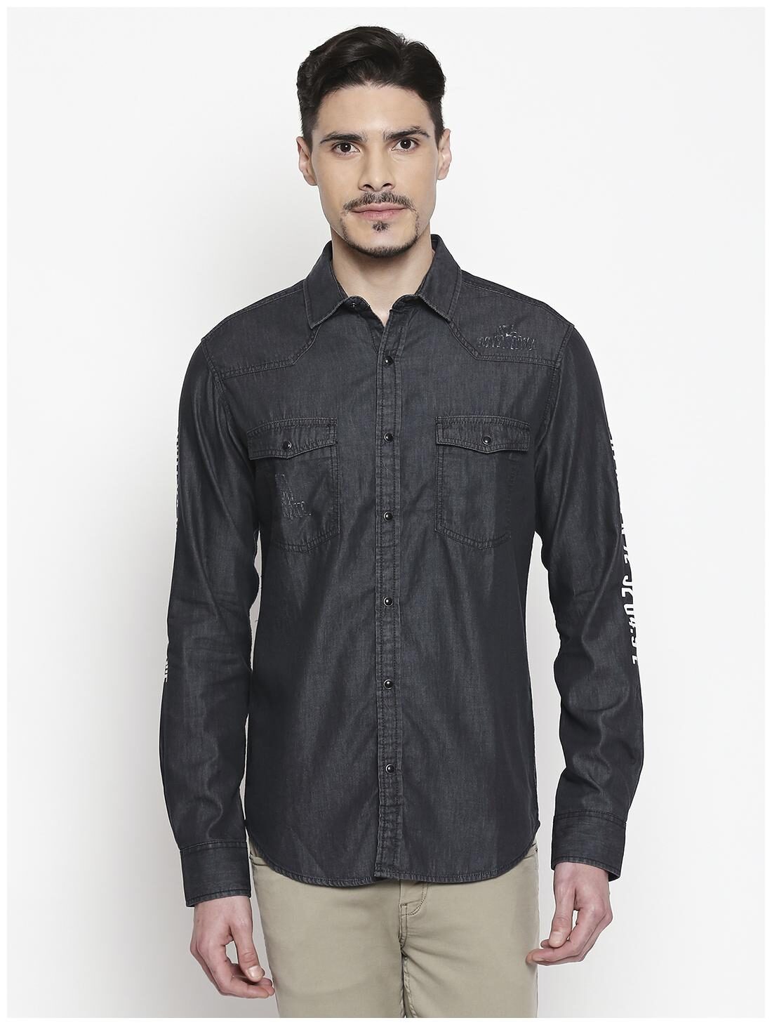 

Mufti Men Grey Solid Slim Fit Casual Shirt