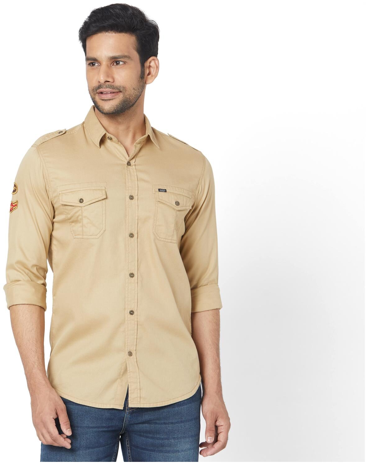 

Mufti Men Brown Solid Slim Fit Casual Shirt