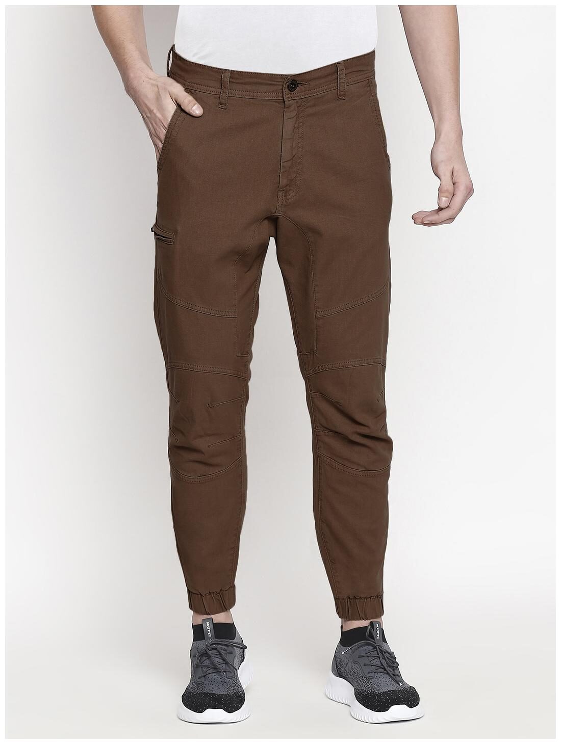 

Mufti Men Brown Solid Loose fit Regular trousers