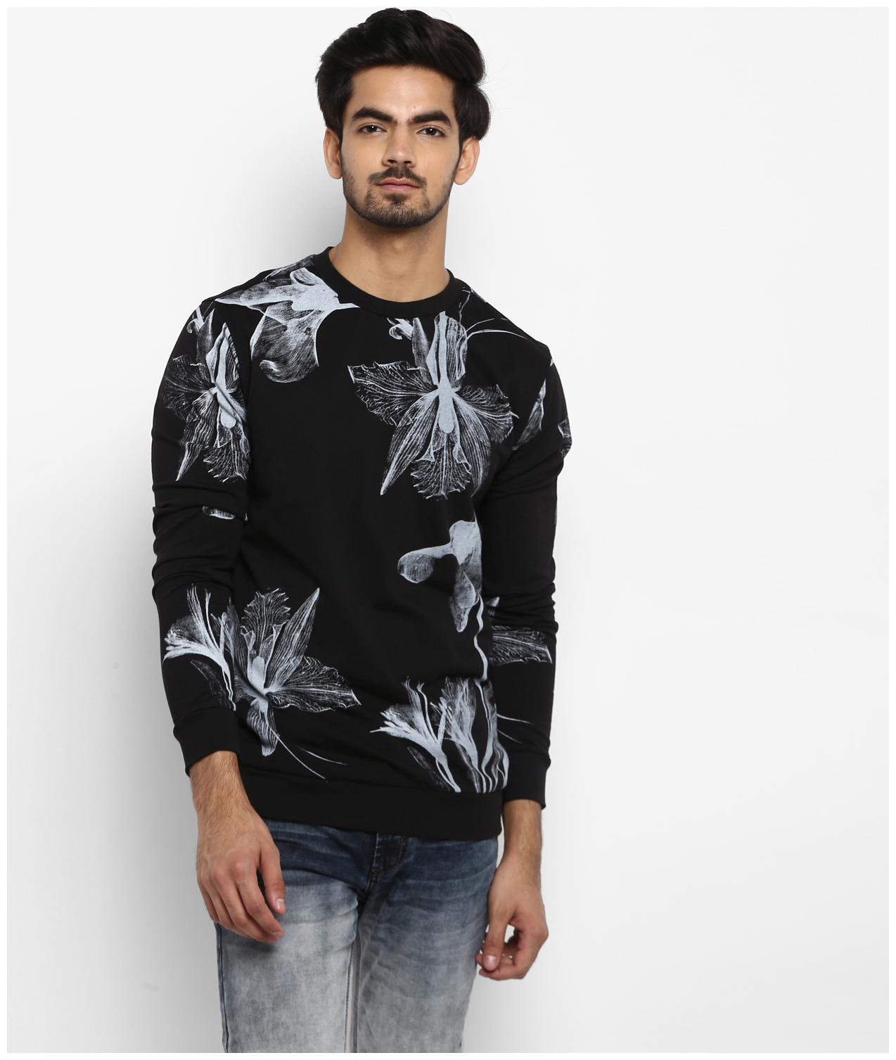 

Mufti Men Black Round neck Sweatshirt