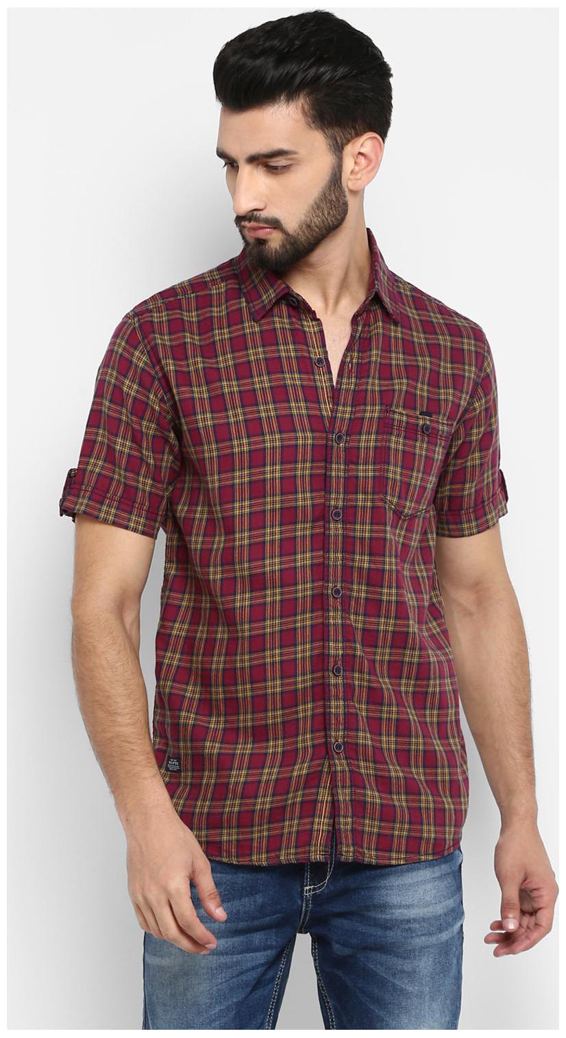 

Mufti Men Maroon Checked Slim Fit Casual Shirt
