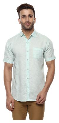 

Mufti Men Green Solid Slim Fit Casual Shirt