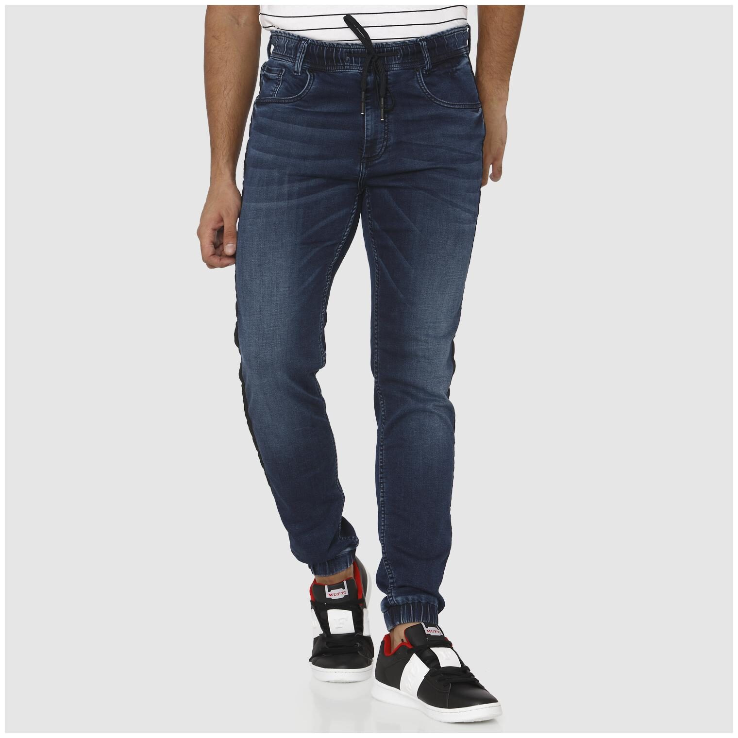 

Mufti Men Blue Solid Slim fit Joggers
