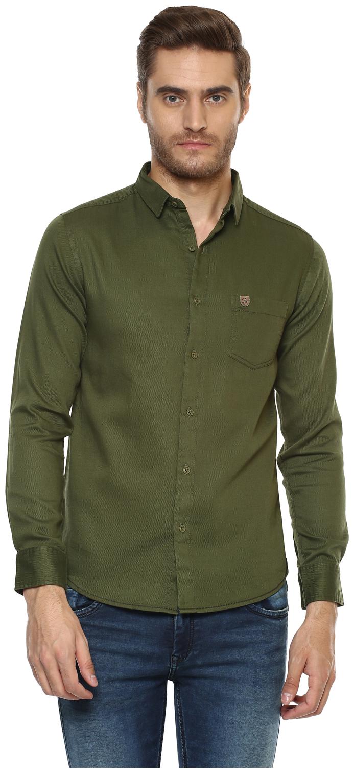 

Mufti Men Green Solid Slim Fit Casual Shirt