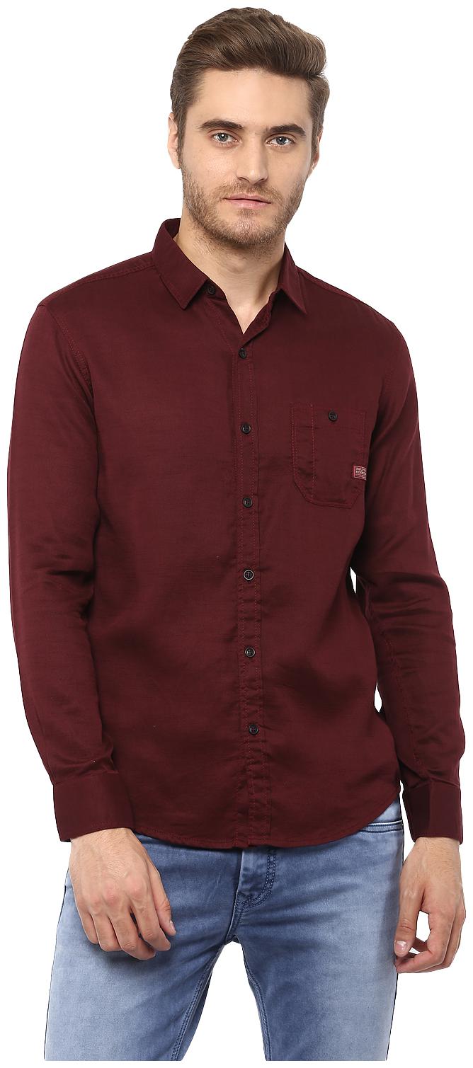 

Mufti Men Maroon Solid Slim Fit Casual Shirt