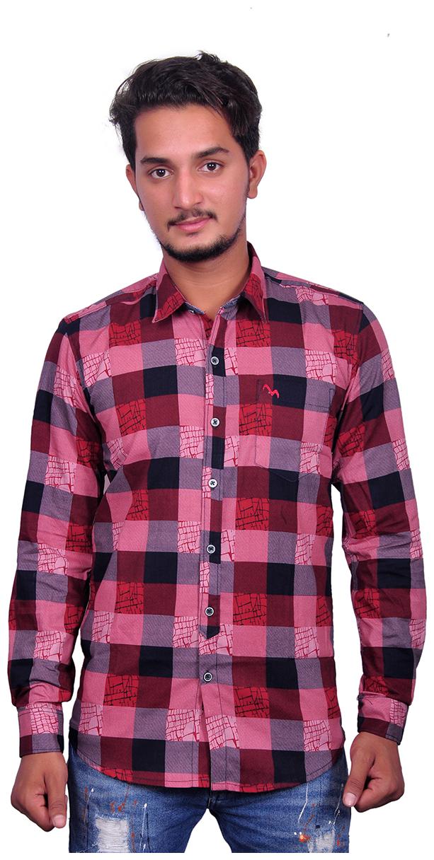

Myra Men Red Checked Slim Fit Casual Shirt