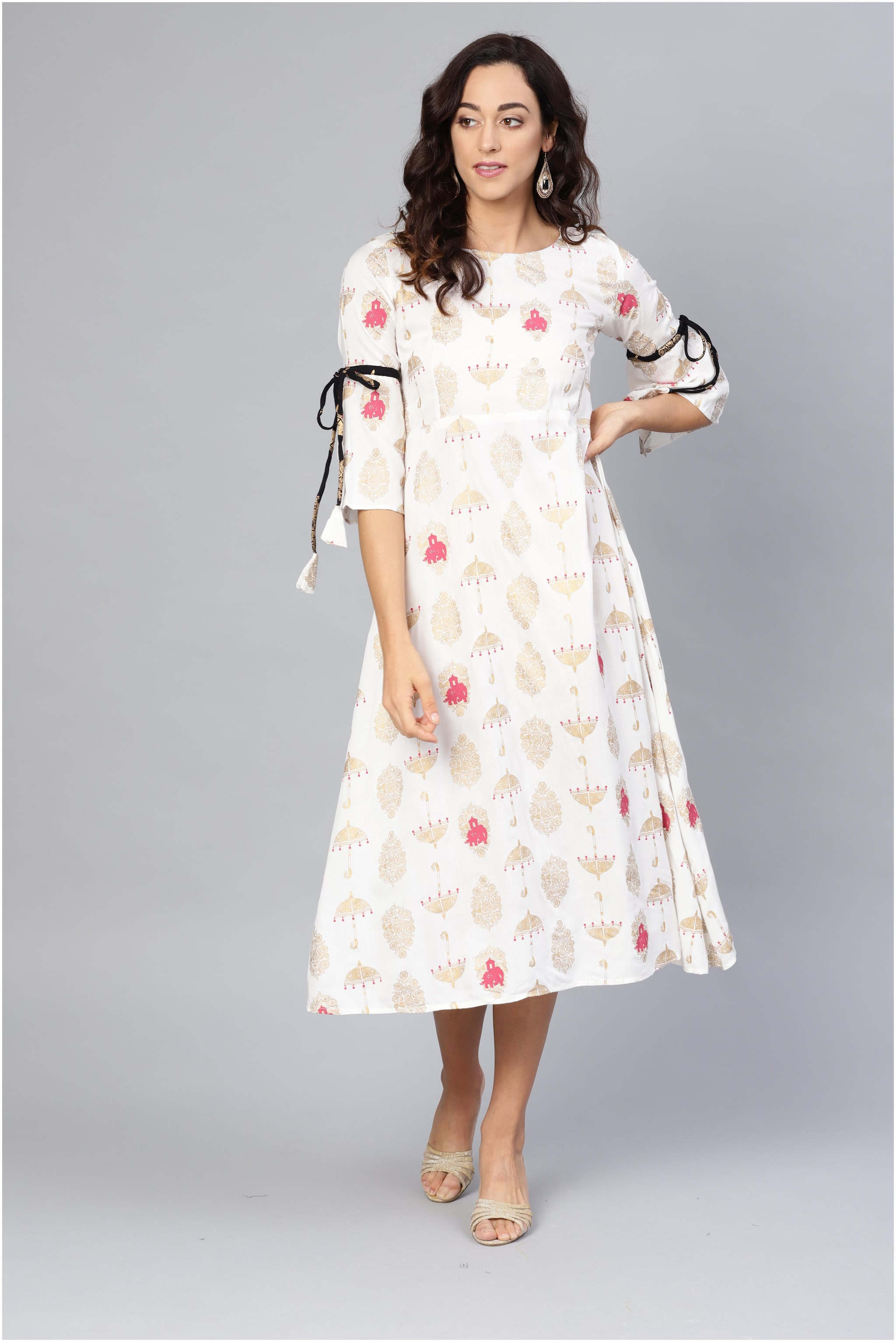 

Myshka Black Printed Fit flare dress