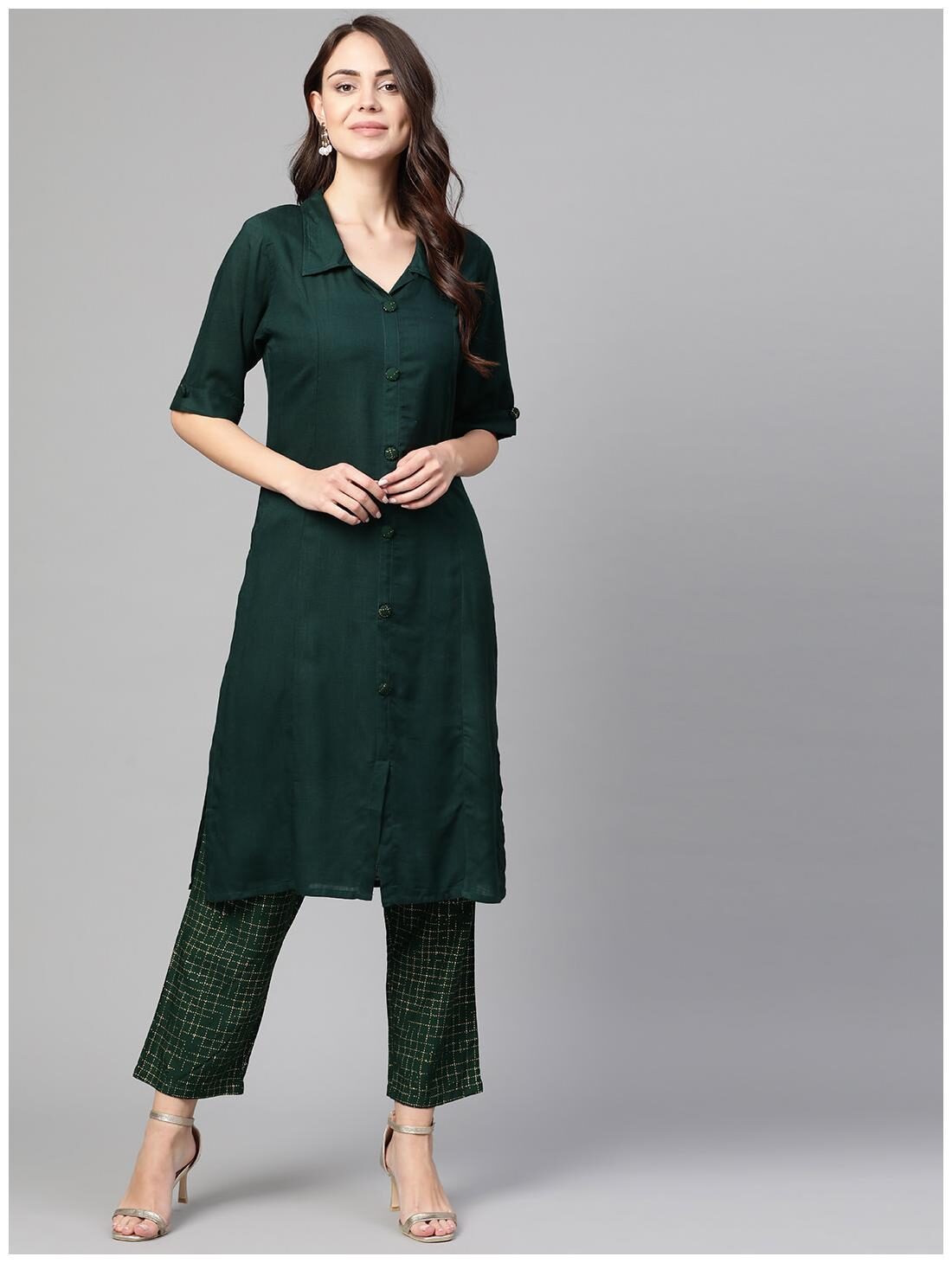 

Myshka Women Green Solid Straight Kurta With Pants