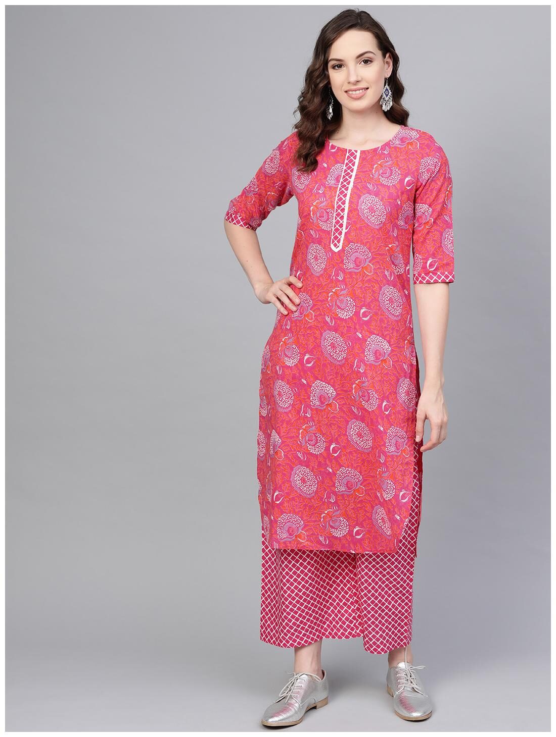 

Myshka Women Pink Floral Regular Kurta With Palazzo