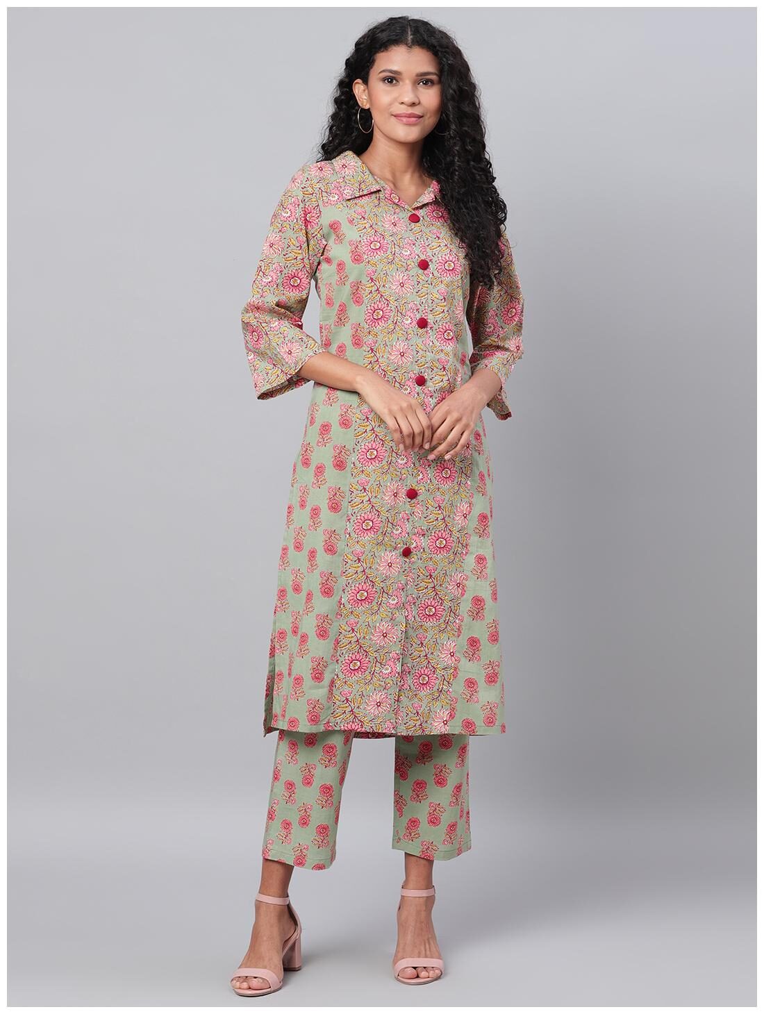 

Myshka Women Multi Floral Straight Kurta With Pants
