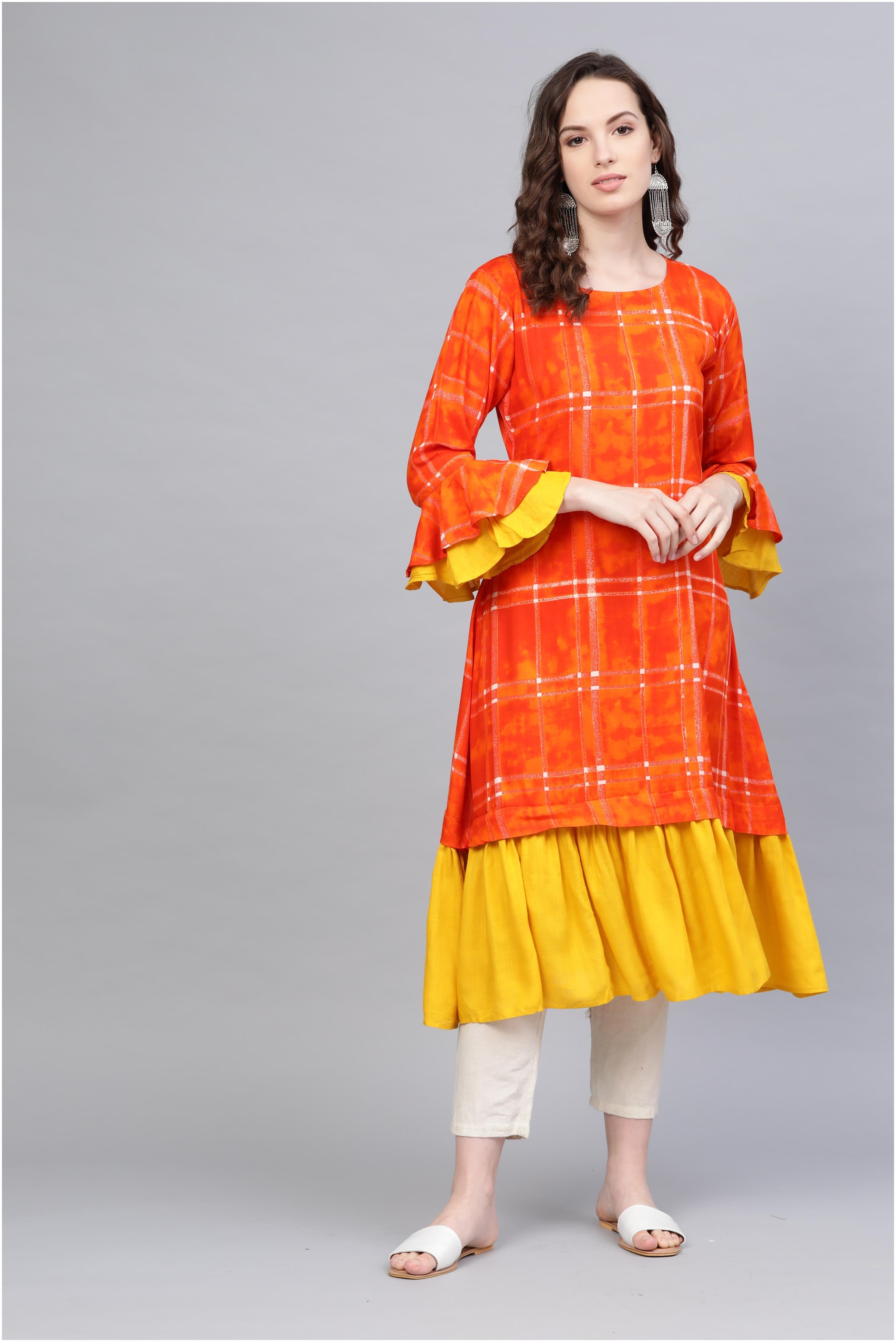 

Myshka Women Orange Checkered Straight Kurta