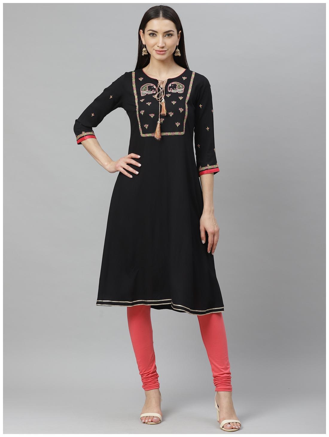 

Myshka Women Black Embroidered Regular Kurti