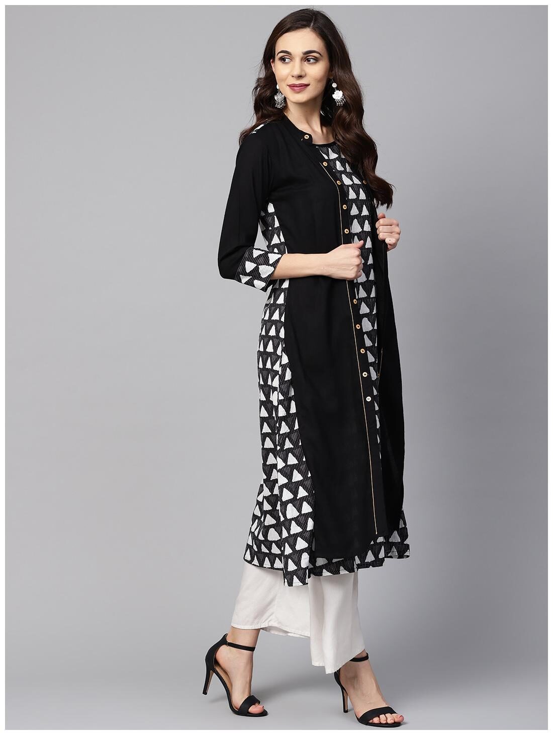 

Myshka Women Black Printed Straight Kurta
