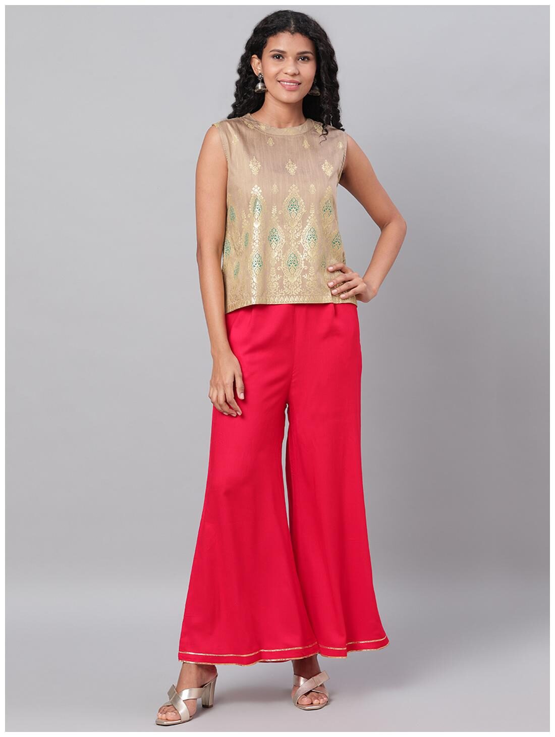 

Myshka Red Solid Flared Palazzo