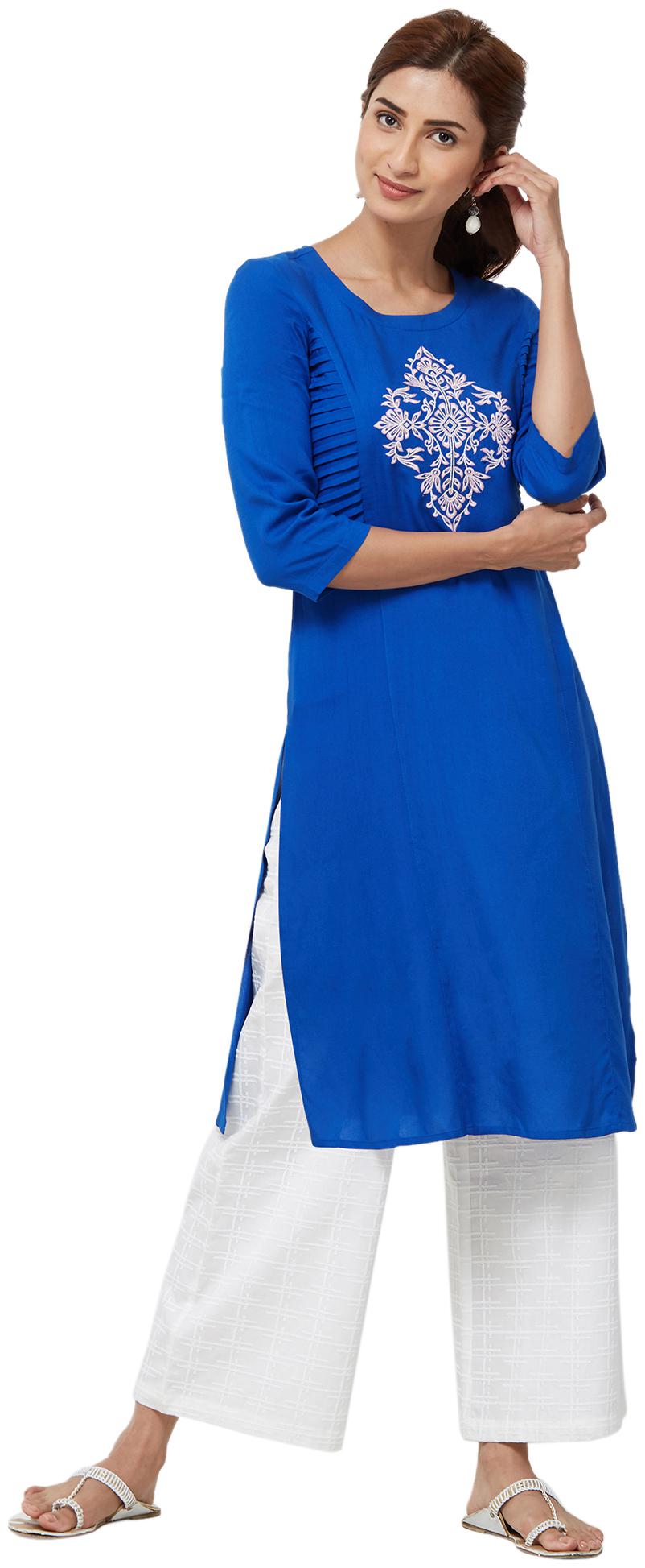 

NAARI Dark Blue 3 4th Sleeve Rayon Fabric Embroidery Kurti For Women