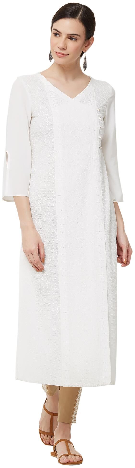 

NAARI Off White 3 4th Sleeves Rayon Fabric Embroidered Kurti For Women