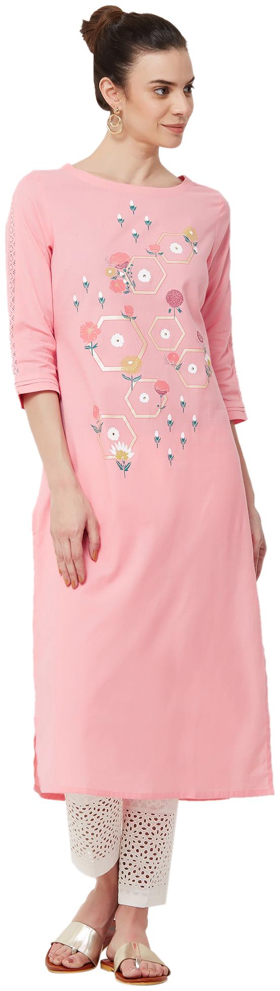 

NAARI Pink 3 4th Sleeves Cotton Flex Fabric Printed Kurti For Women