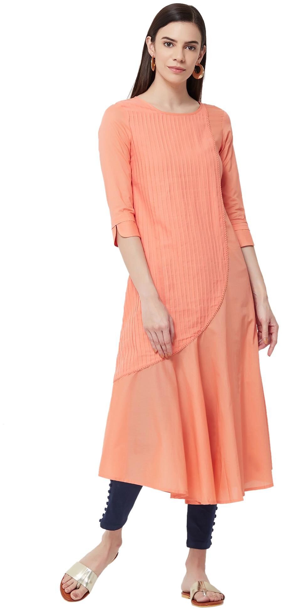 

NAARI Women Solid Regular tunic - Pink