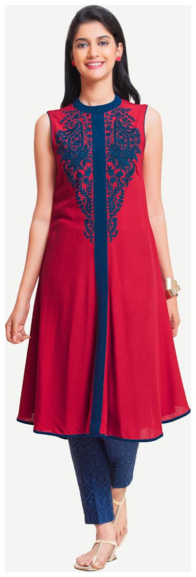 

NAARI Women Embroidered Regular tunic - Red