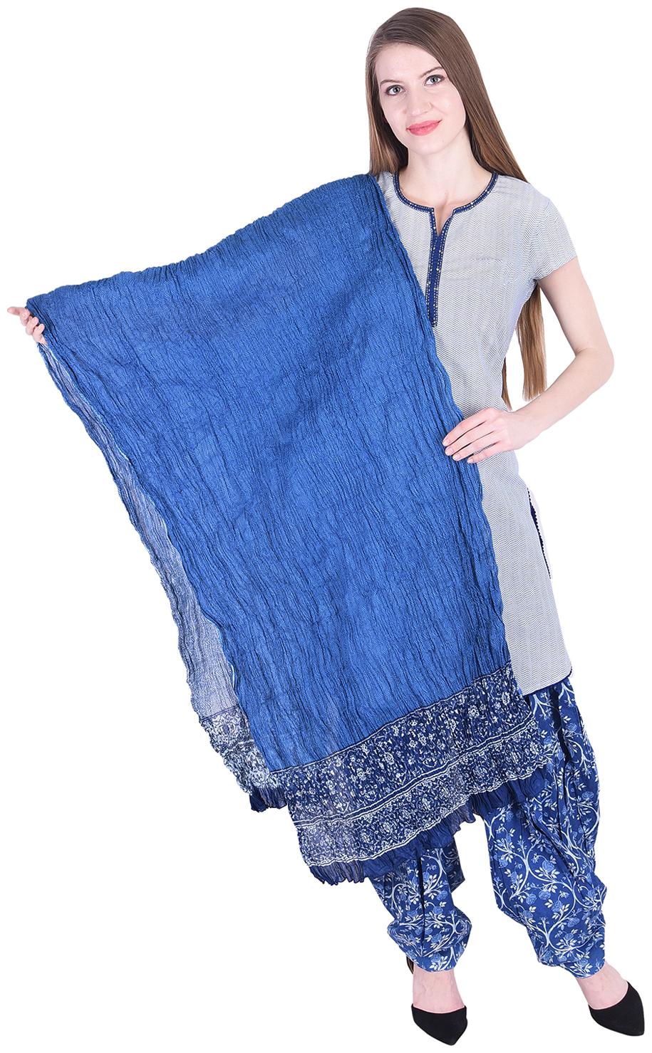 

NASCENCY Women Blue Printed Straight Kurti With Patiala