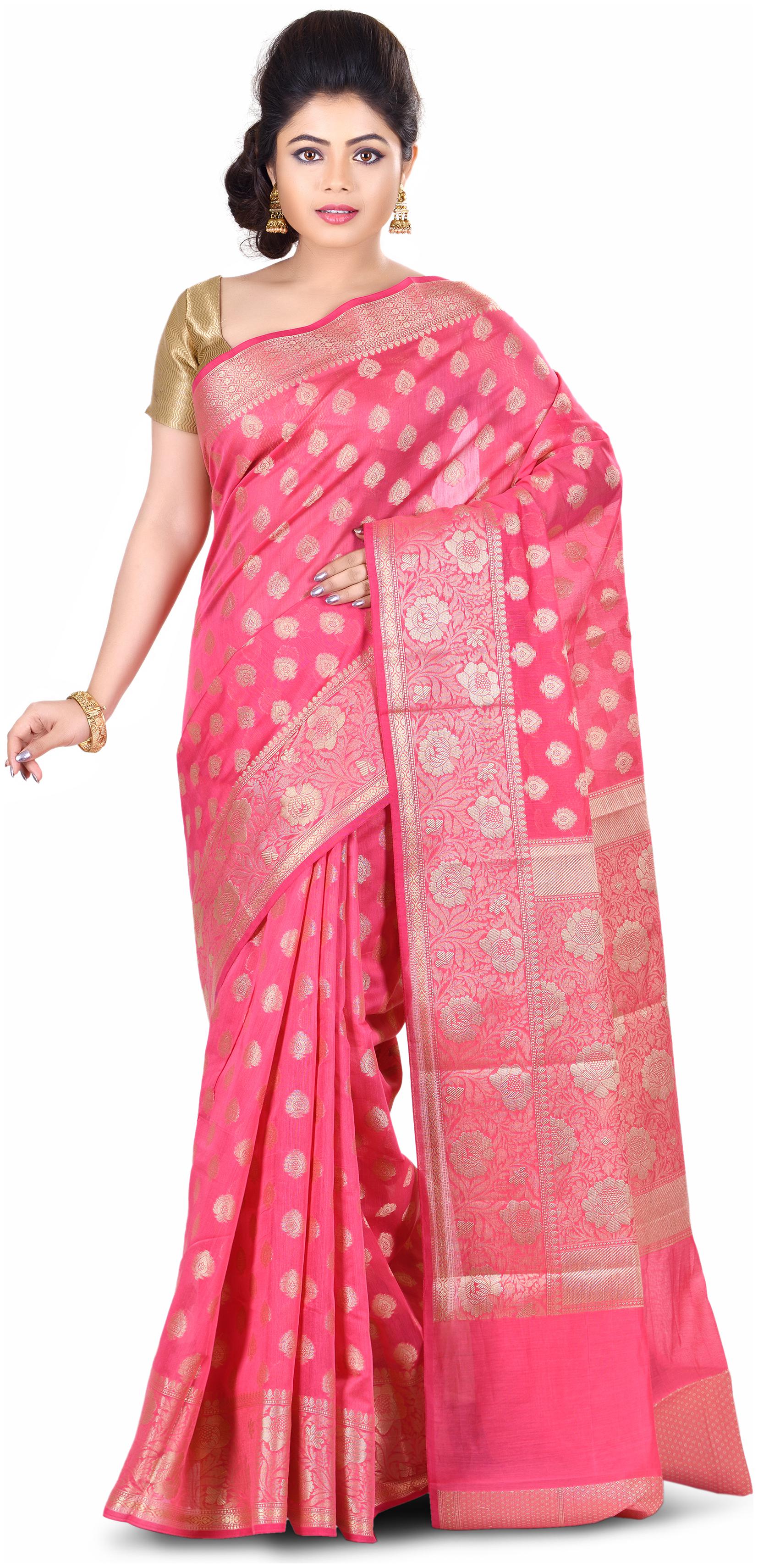 

Naveera Women Cotton Blend Floral Pink Regular Saree With Blouse