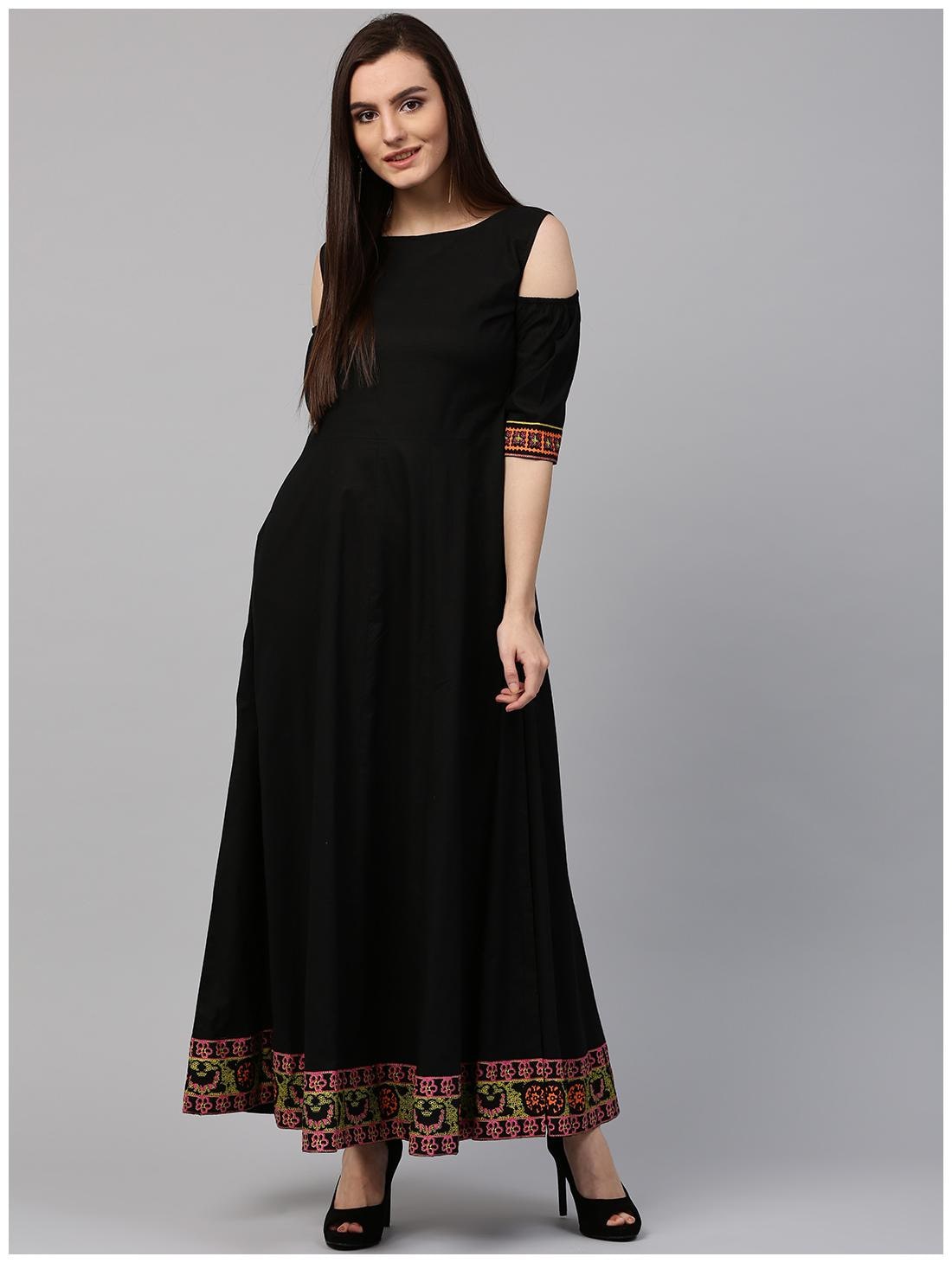 

Nayo Women Black Solid Anarkali Kurta