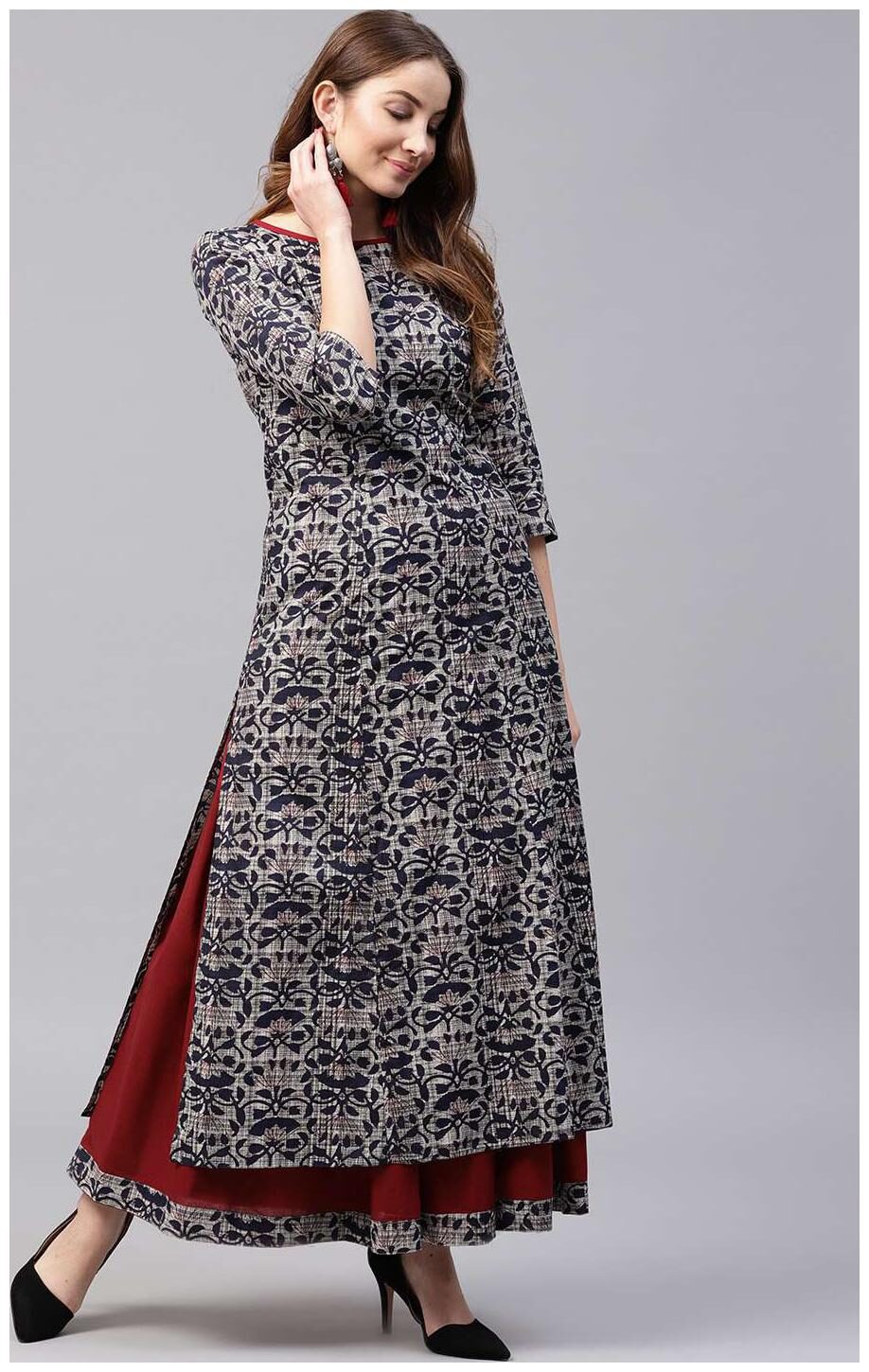 

Nayo Blue Printed 3 4Th Sleeve Cotton Kurta With Red Flared Skirt