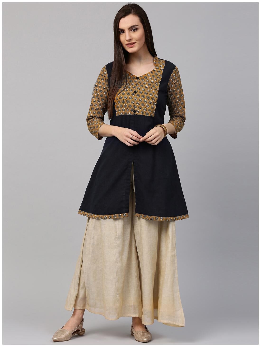 

Nayo Blue Yellow Printed 3 4th Sleeve Cotton Short A-Line Kurta