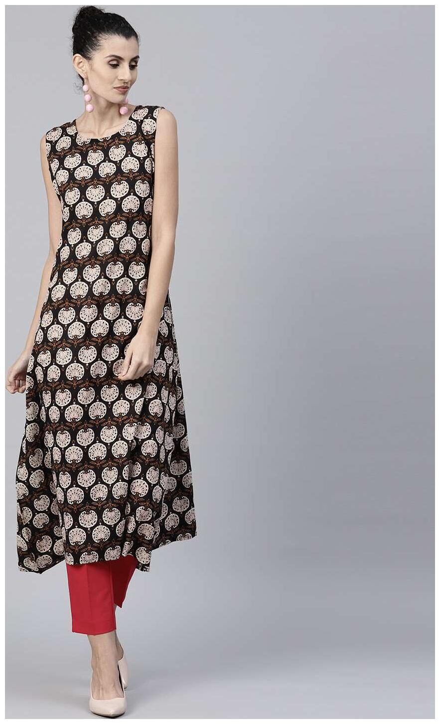

Nayo Brown Printed Sleeveless Cotton Kurta